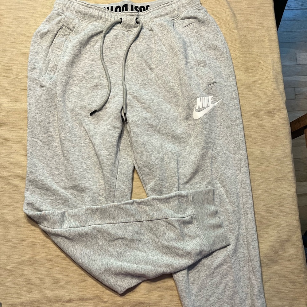 Nike Sweatpants